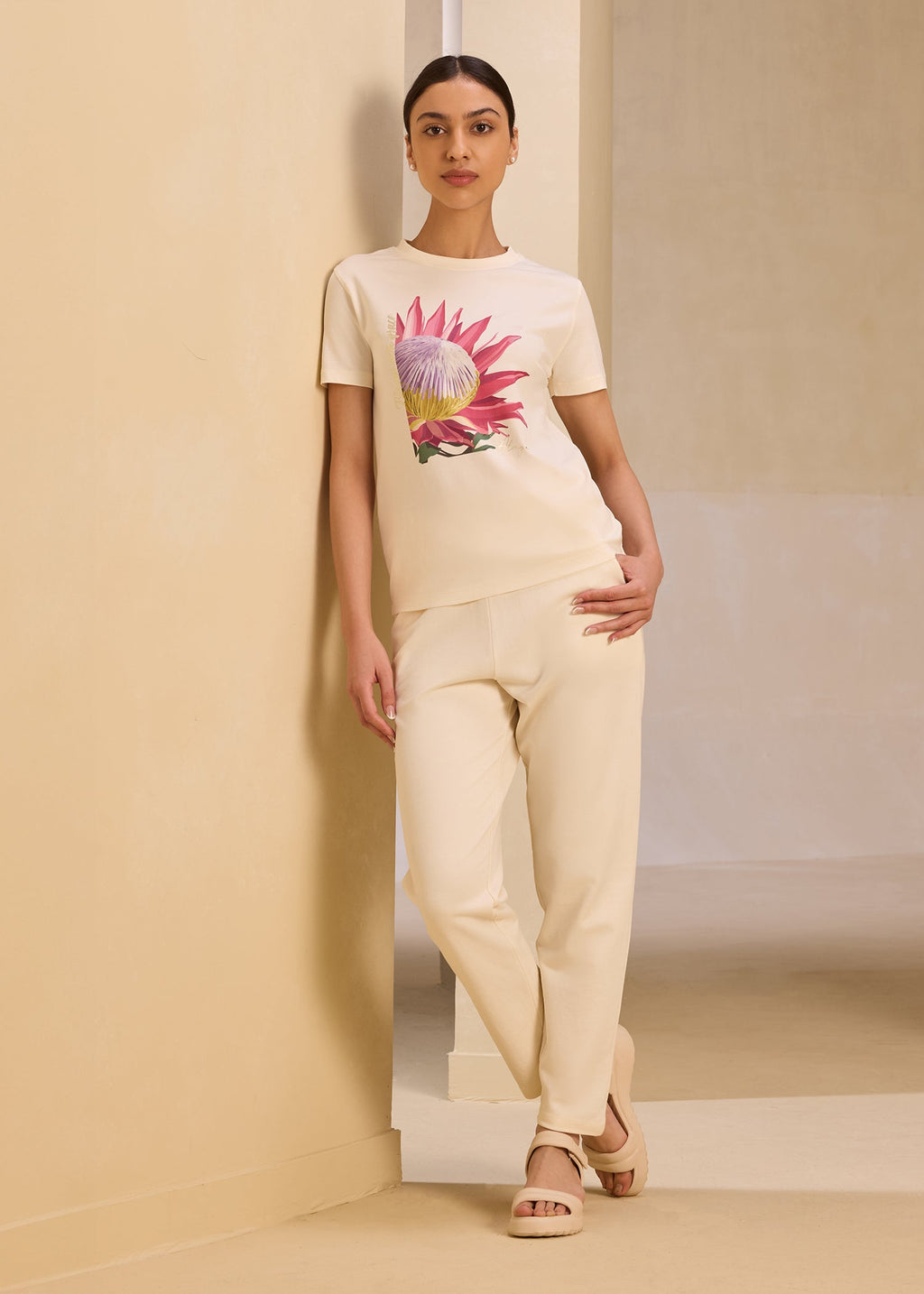 iCotton Protea Graphic Tee