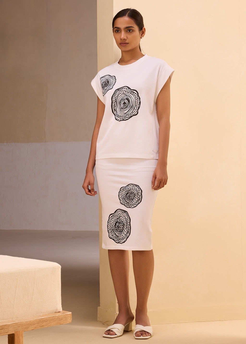 Soft Woodprint Fitted Knit Skirt