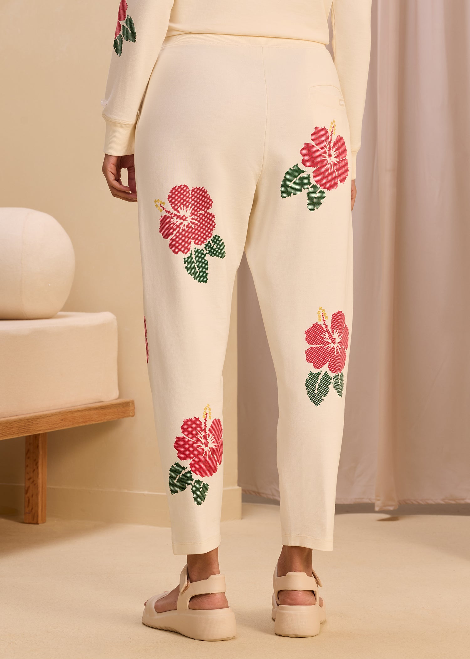 Hibiscus Tapered Pants